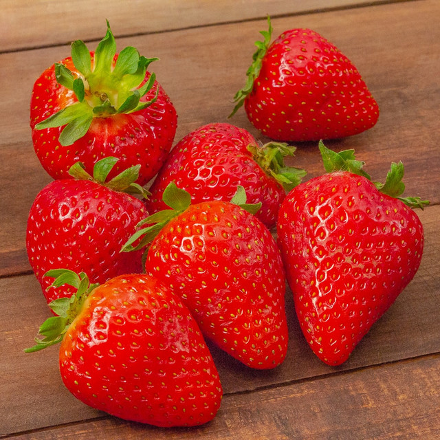 Strawberries - (case) Only available seasoning