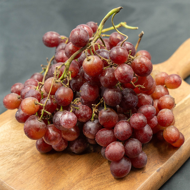 Red Grapes - (2.2 lbs)