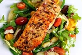 Grilled Salmon Salad